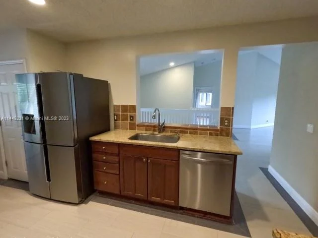 10557 NW 10th Ct # 140, Plantation FL 33322