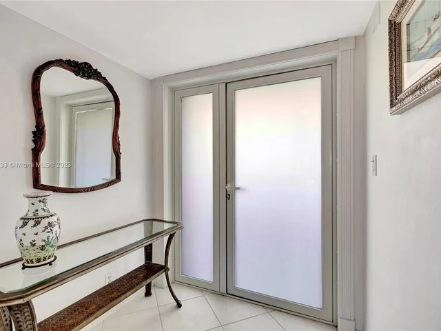 328 N Ocean Blvd # 305, Pompano Beach FL 33062