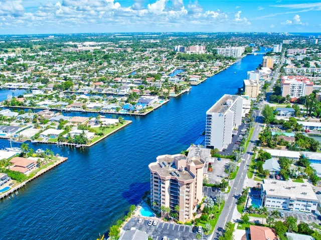 328 N Ocean Blvd # 305, Pompano Beach FL 33062