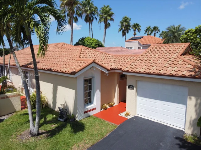 1376 Garden Rd # 1376, Weston FL 33326