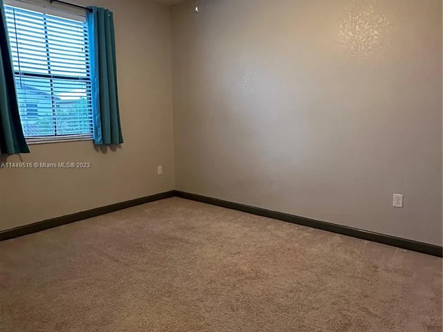 551 SE 35th Ave, Homestead FL 33033