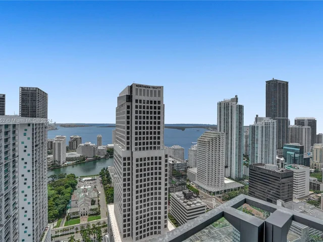 68 SE 6th St # 3711, Miami FL 33131