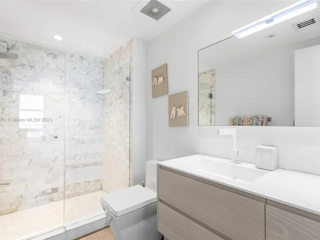 3301 NE 183rd St # 2707, Aventura FL 33160