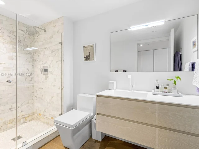 3301 NE 183rd St # 2707, Aventura FL 33160