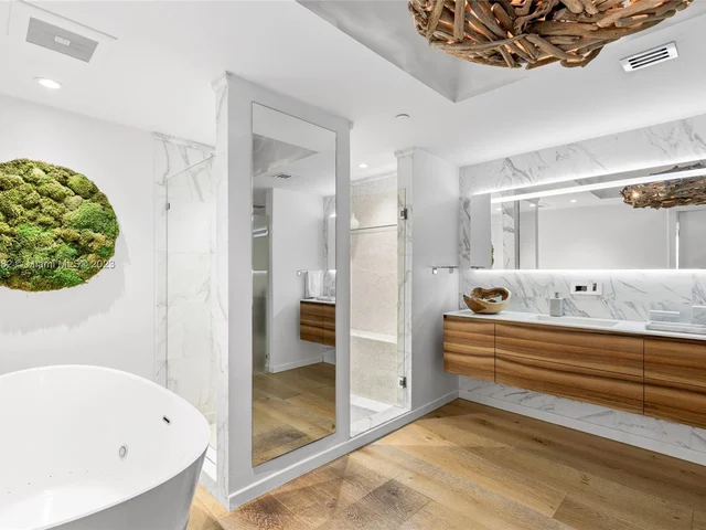 3301 NE 183rd St # 2707, Aventura FL 33160