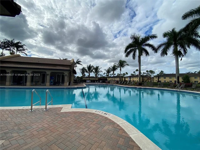 3365 NE 14th Dr # 16, Homestead FL 33033