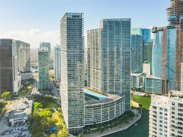 495 Brickell Ave # 1701, Miami FL 33131