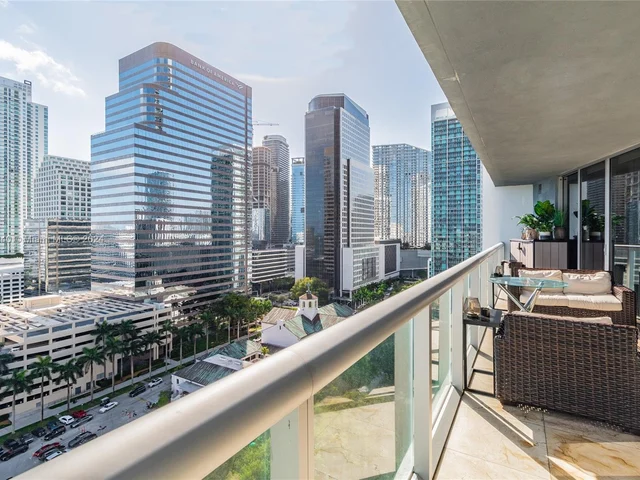 495 Brickell Ave # 1701, Miami FL 33131