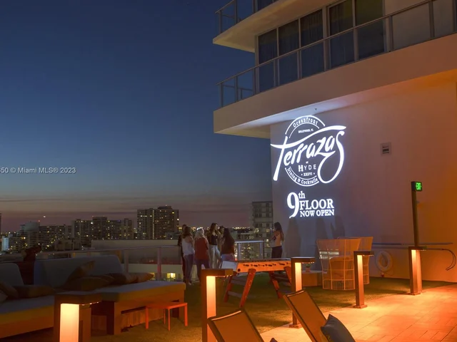 4111 S Ocean Dr, Hollywood FL 33019