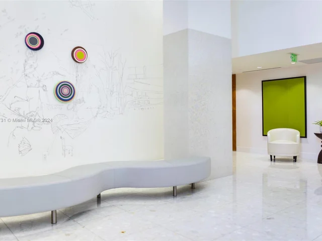 3801 Collins Ave # 903, Miami Beach FL 33140