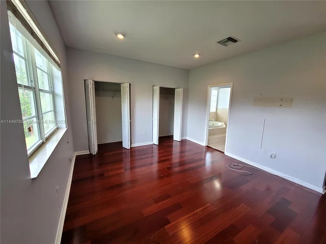 12195 SW 80th St, Miami FL 33183