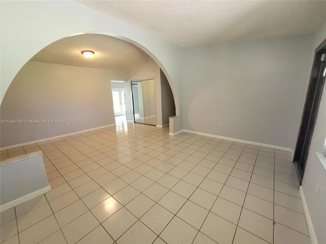 12195 SW 80th St, Miami FL 33183