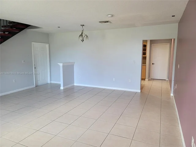 12195 SW 80th St, Miami FL 33183