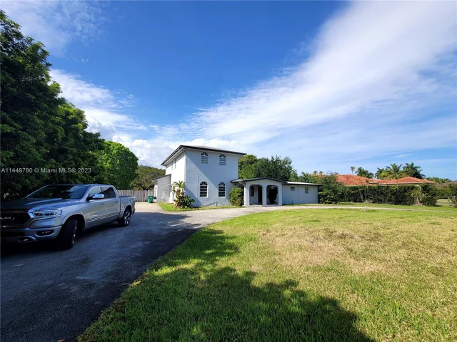 12195 SW 80th St, Miami FL 33183