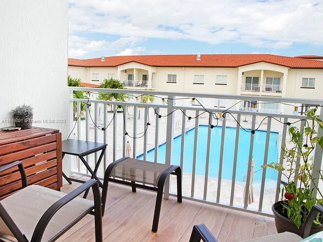 10950 NW 82nd St # 416, Doral FL 33178