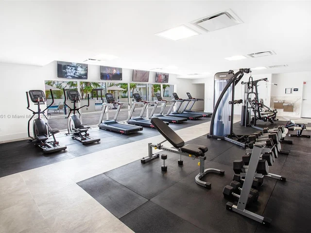 10950 NW 82nd St # 416, Doral FL 33178