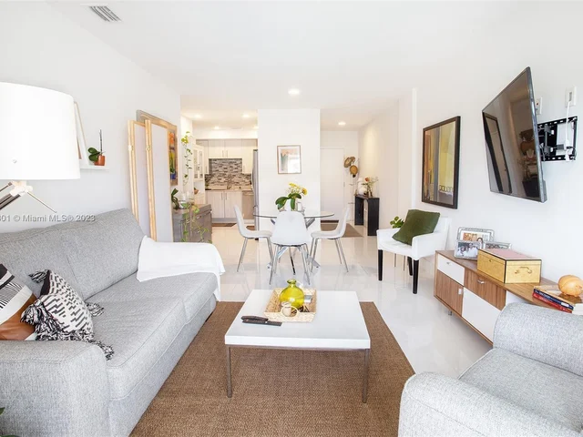 10950 NW 82nd St # 416, Doral FL 33178