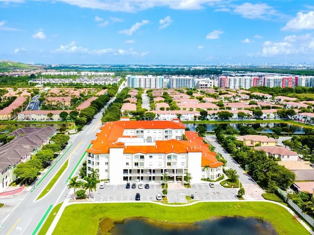 10950 NW 82nd St # 416, Doral FL 33178