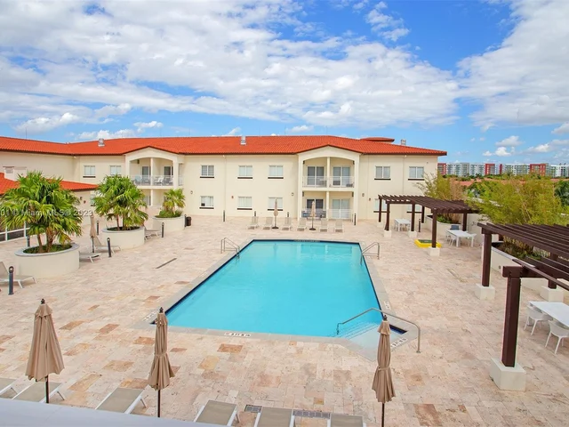 10950 NW 82nd St # 416, Doral FL 33178