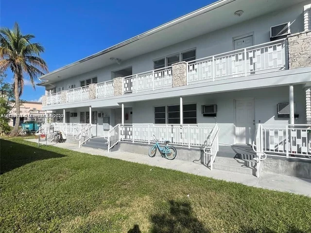7600 Dickens Ave # 3, Miami Beach FL 33141