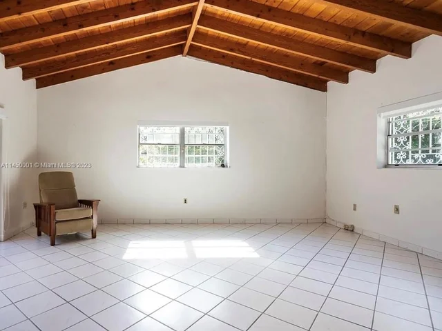 3600 SW 26th St, Miami FL 33133