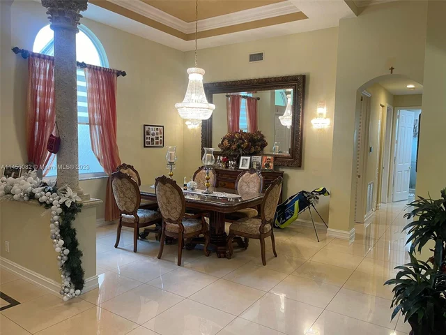 6239 NW 53rd Cir, Coral Springs FL 33067