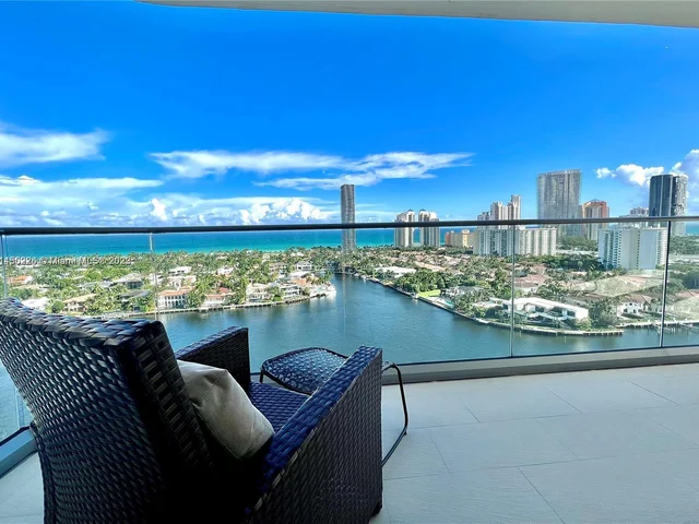 19707 Turnberry Way # 21E, Aventura FL 33180