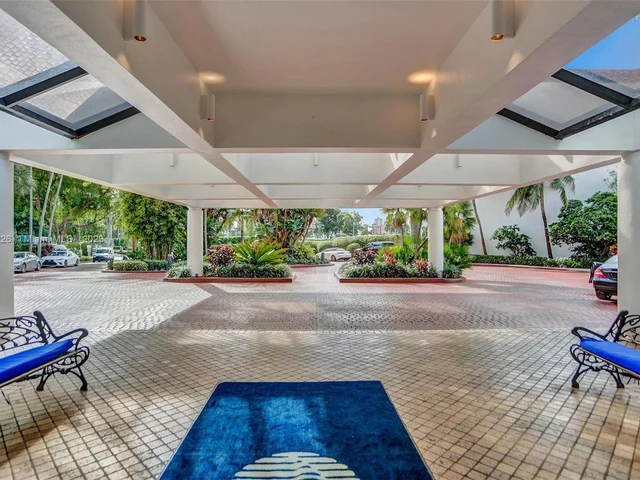 19707 Turnberry Way # 21E, Aventura FL 33180