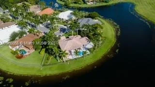2534 Poinciana Dr, Weston FL 33327