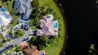 2534 Poinciana Dr, Weston FL 33327