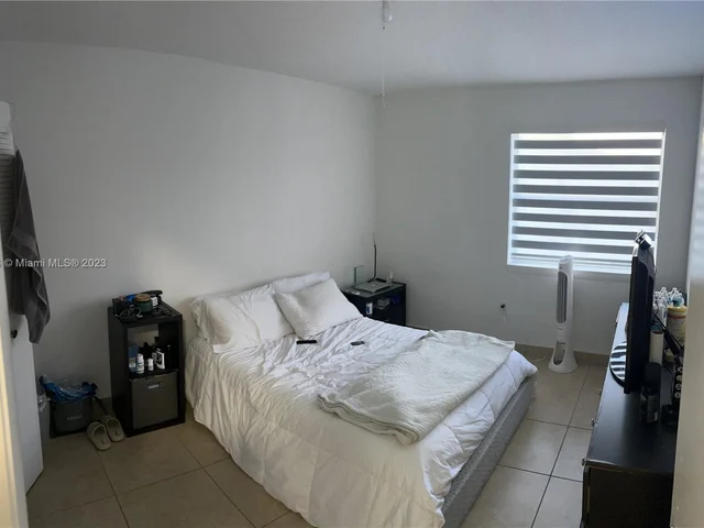 9206 SW 147th Ct, Miami FL 33196