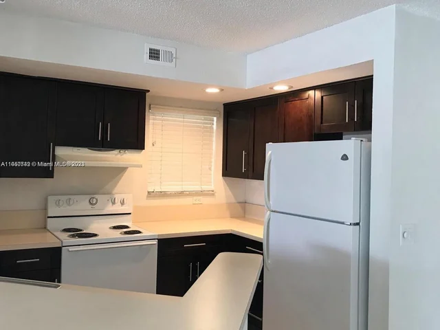 12950 Vista Isles Dr # 417, Sunrise FL 33325