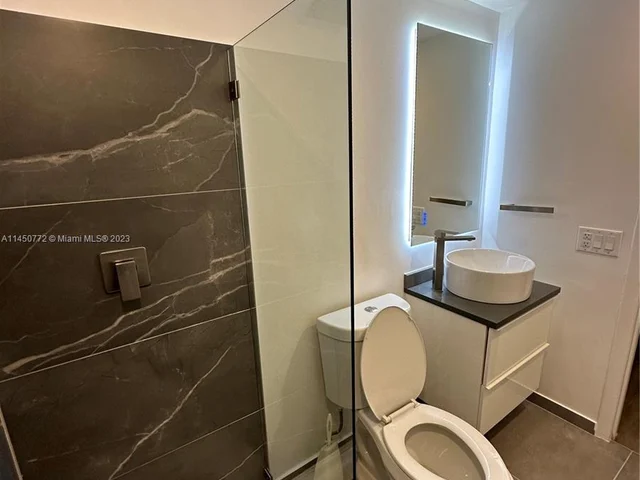 455 Golden Isles Dr # 109, Hallandale Beach FL 33009