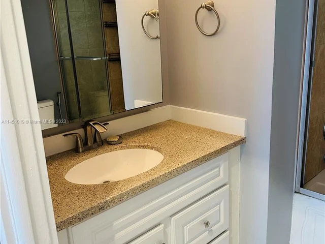 1170 NE 191st St # 26, Miami FL 33179