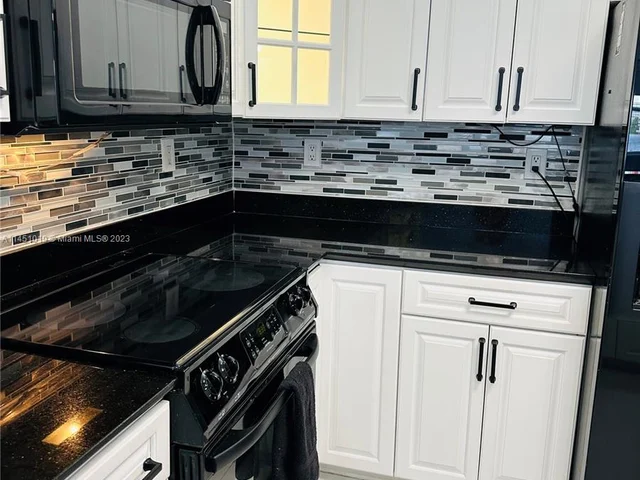 1170 NE 191st St # 26, Miami FL 33179