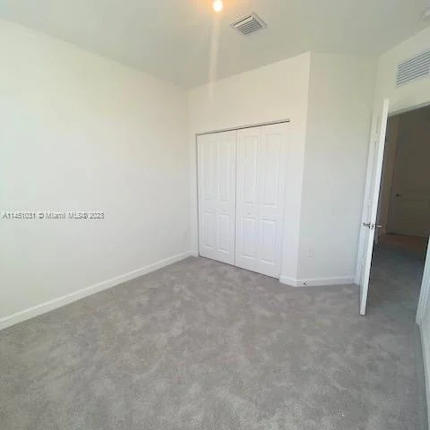 2669 SE 10th St, Homestead FL 33035