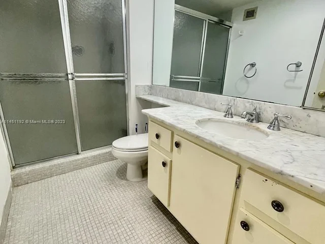 1121 Crandon Blvd # E306, Key Biscayne FL 33149