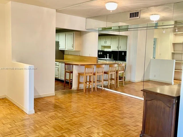 1121 Crandon Blvd # E306, Key Biscayne FL 33149