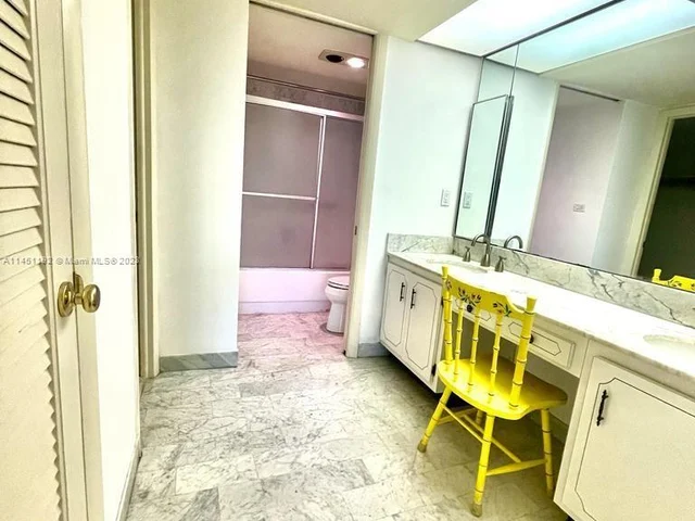 1121 Crandon Blvd # E306, Key Biscayne FL 33149