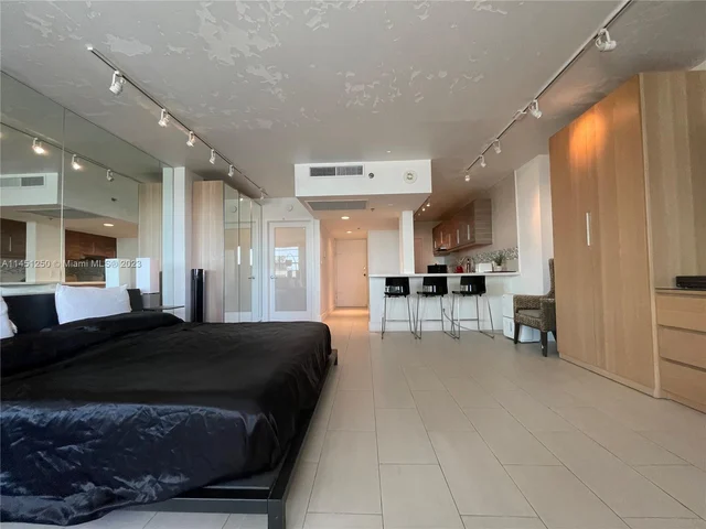 100 Lincoln Rd # 440, Miami Beach FL 33139