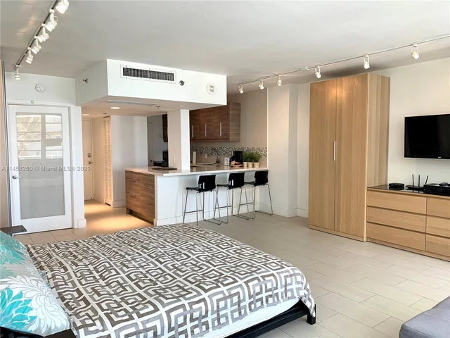 100 Lincoln Rd # 440, Miami Beach FL 33139