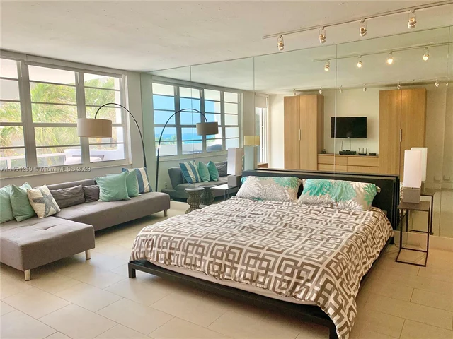100 Lincoln Rd # 440, Miami Beach FL 33139