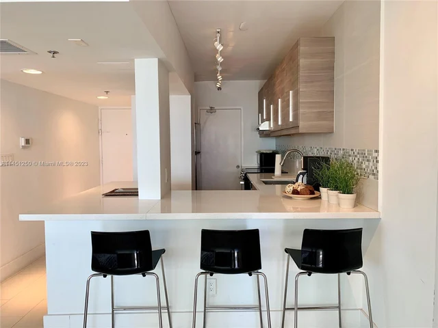 100 Lincoln Rd # 440, Miami Beach FL 33139