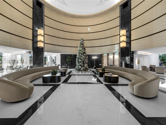 300 S Pointe Dr # 2306, Miami Beach FL 33139