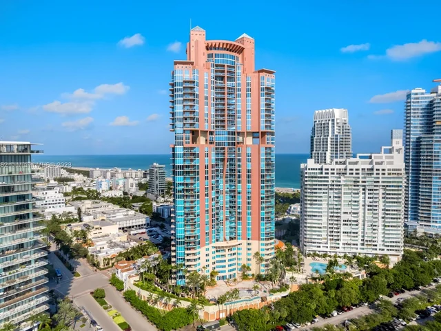 300 S Pointe Dr # 2306, Miami Beach FL 33139