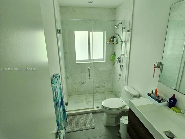 1204 Placetas Ave, Coral Gables FL 33146