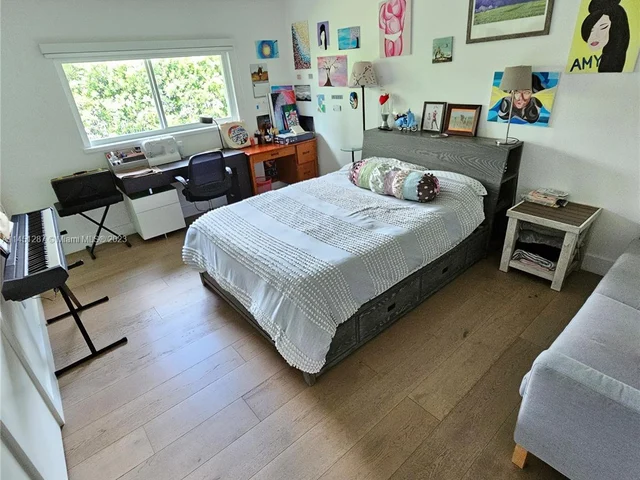 1204 Placetas Ave, Coral Gables FL 33146