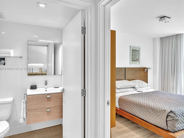 1215 West Ave # 201, Miami Beach FL 33139