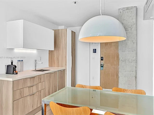 1215 West Ave # 201, Miami Beach FL 33139