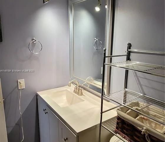 6969 Collins Ave # 503, Miami Beach FL 33141